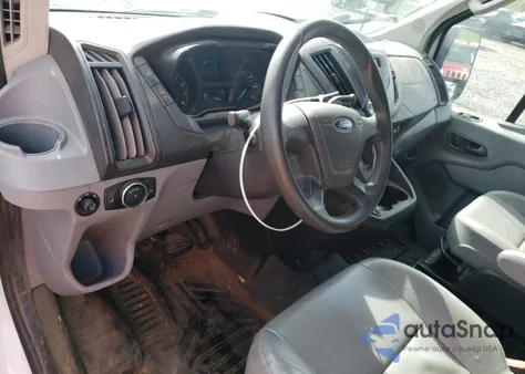 2017 Ford Transit T-250 z USA, uszkodzony, nr VIN 1FTYR2CM7HKA01472